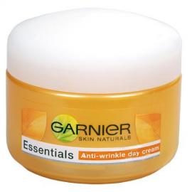 Garnier - Denný krém proti vráskam Essentials 
