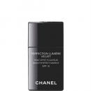 Chanel - Vyhlazující make-up (Perfection Lumiére Velvet SPF 15) 30 ml